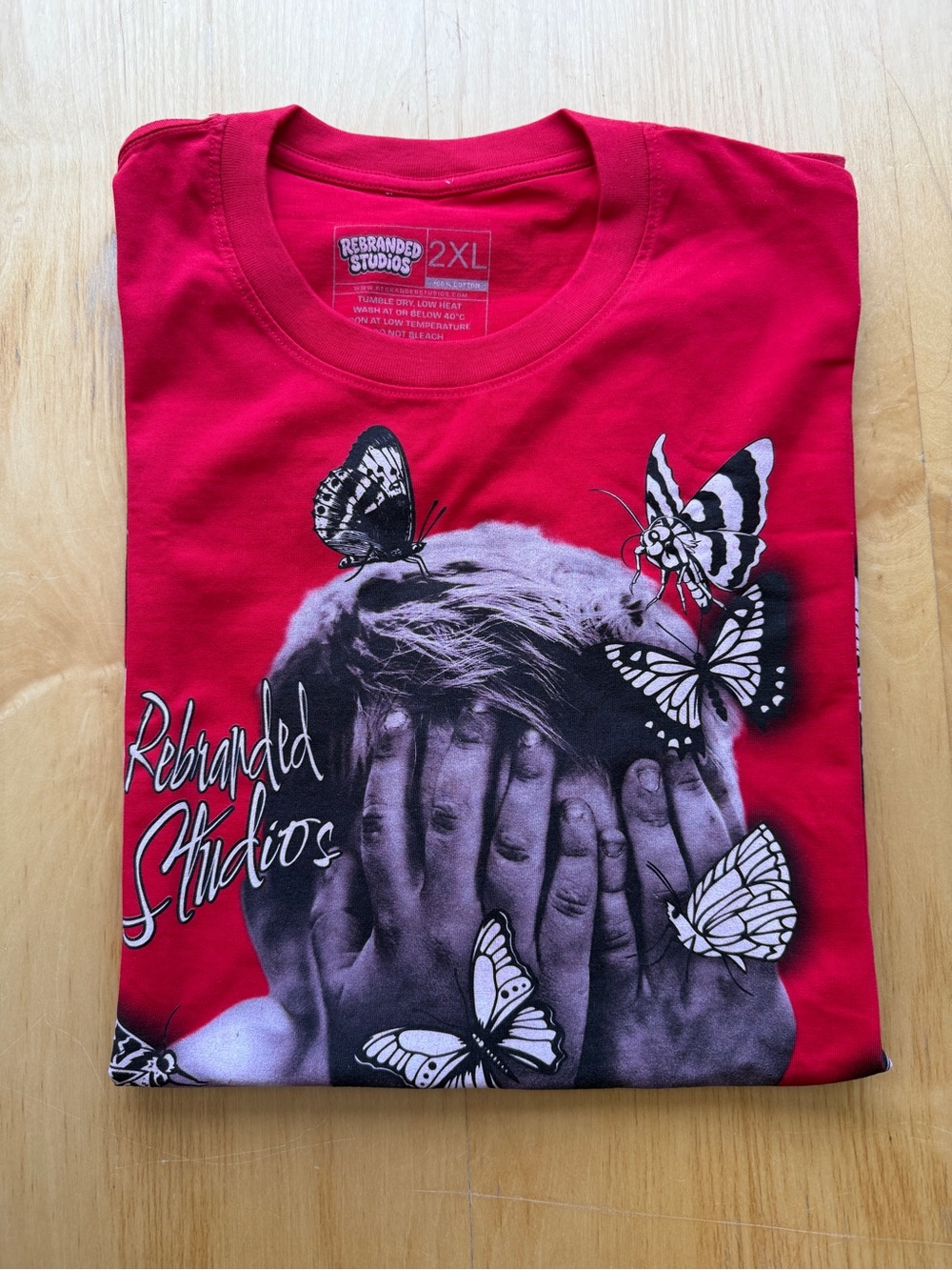 Rebranded Studios Life Ain’t Easy Graphic Tee Red Butterfly Shirt 2XL